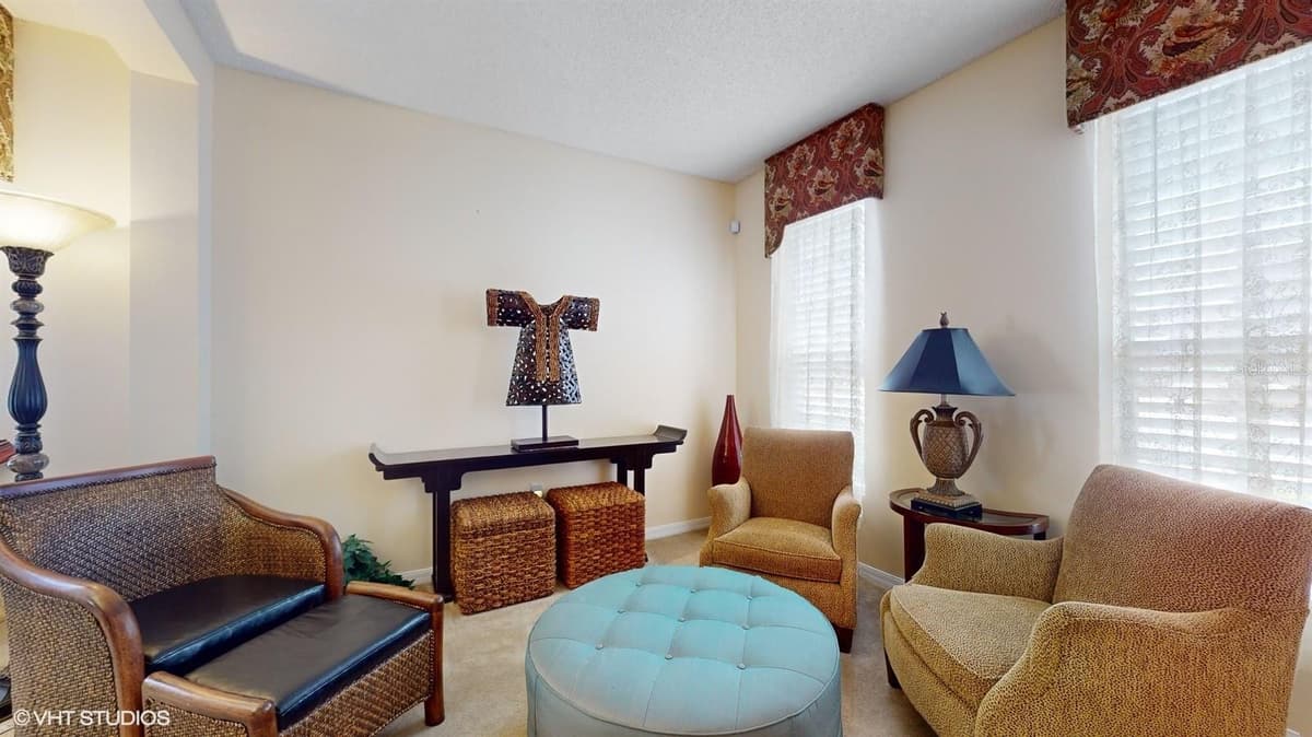 321 CRESSA CIRCLE — photo 13 of 31