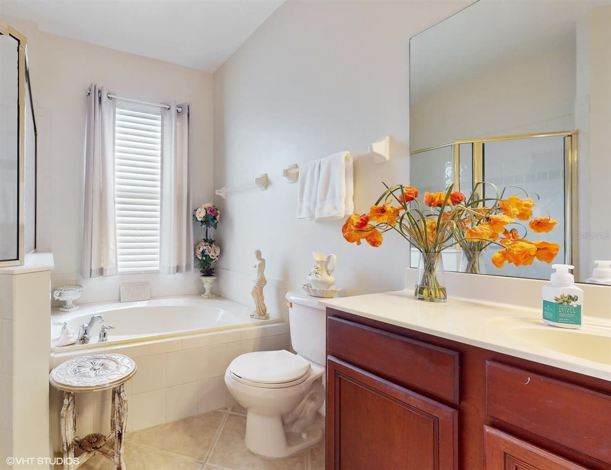 321 CRESSA CIRCLE — photo 16 of 31