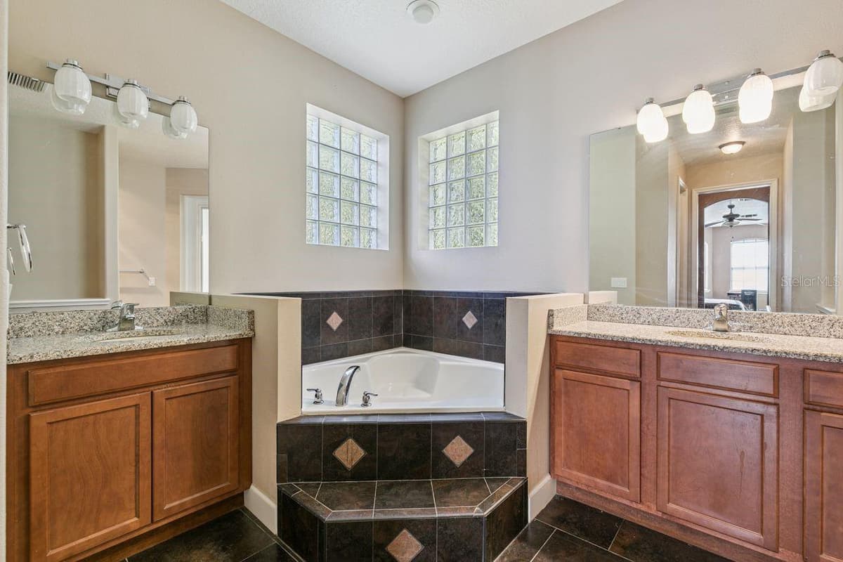 36137 MATTAWAN DRIVE — photo 20 of 46