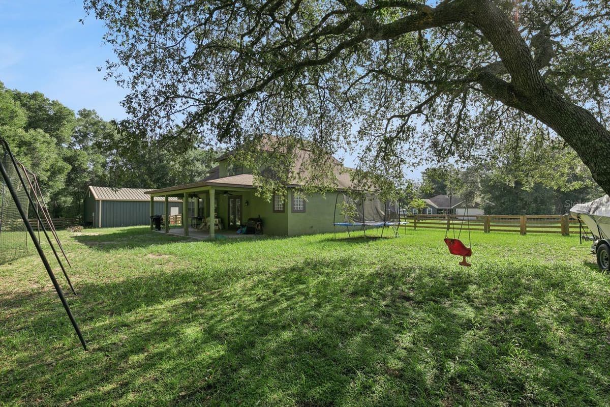 36137 MATTAWAN DRIVE — photo 38 of 46