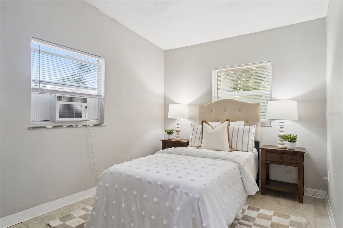 2581 JANS WAY — photo 11 of 21