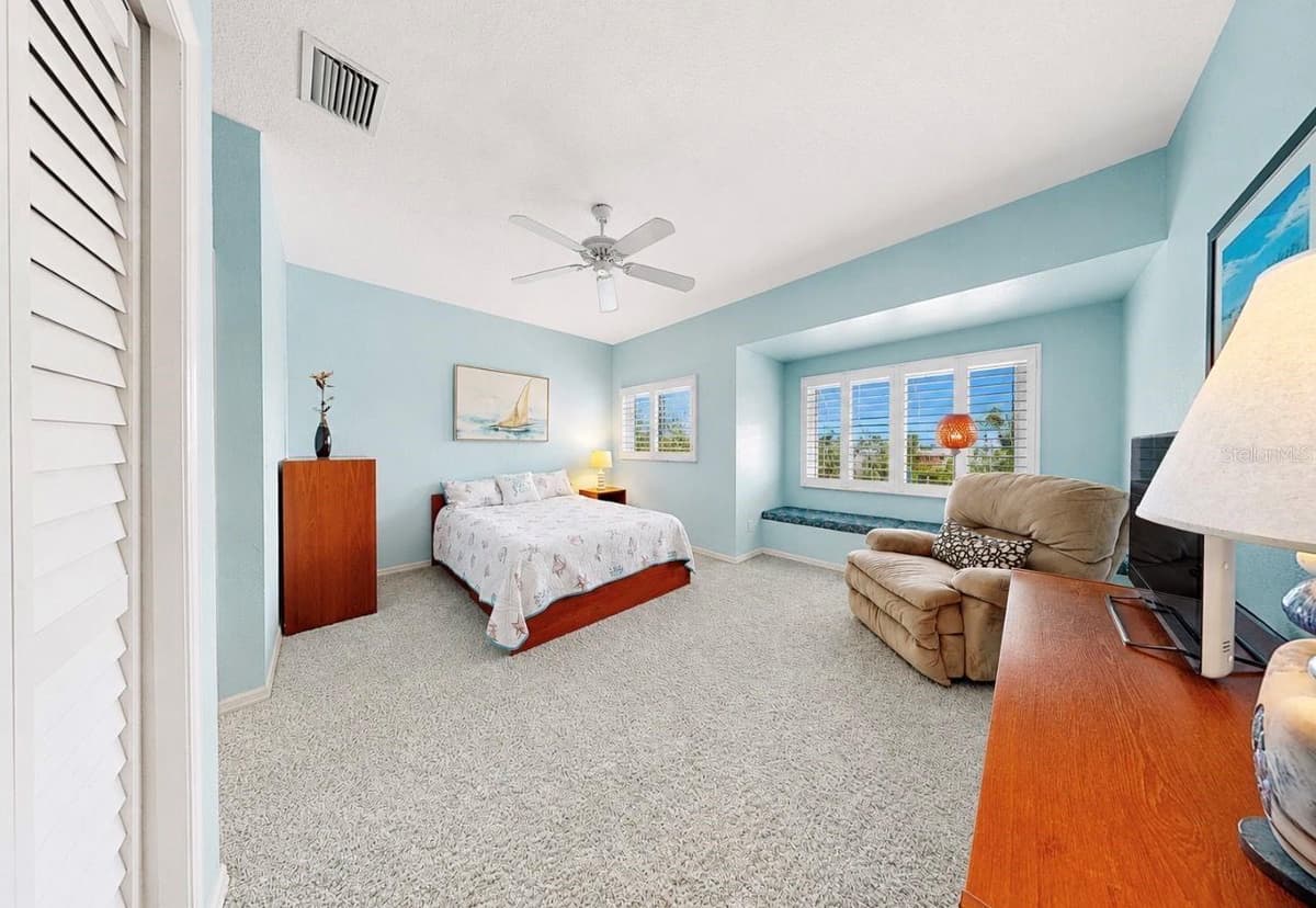 4629 MIRABELLA COURT — photo 10 of 22