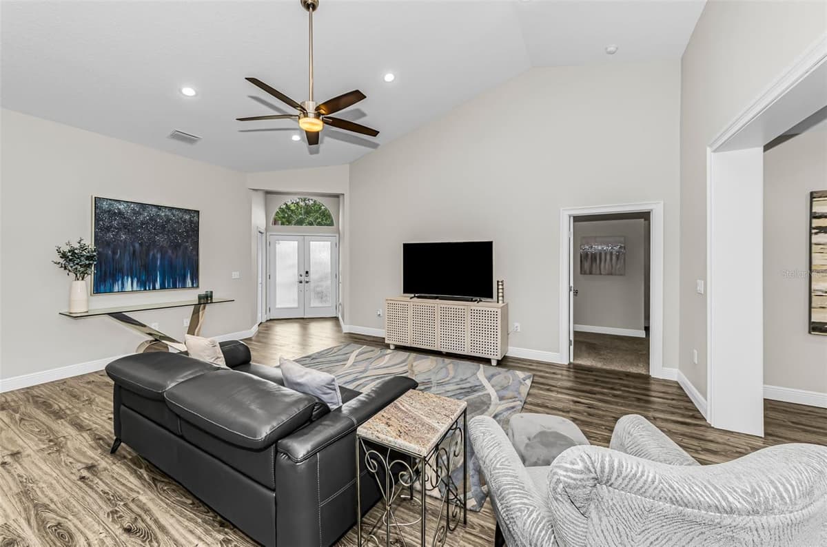 5250 PINEHURST COURT — photo 13 of 66