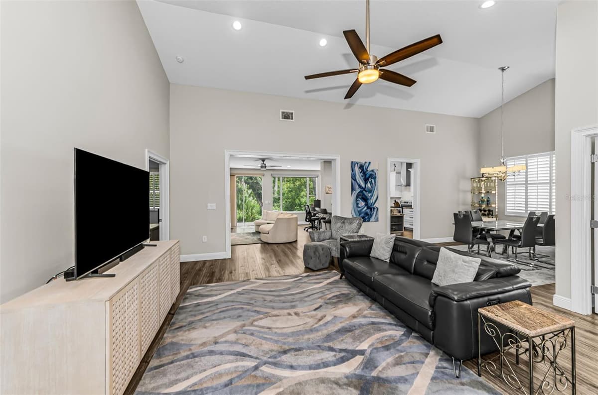 5250 PINEHURST COURT — photo 16 of 66