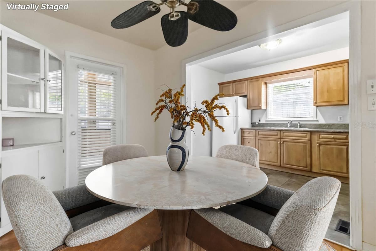 217 DAYTONA AVENUE — photo 9 of 26