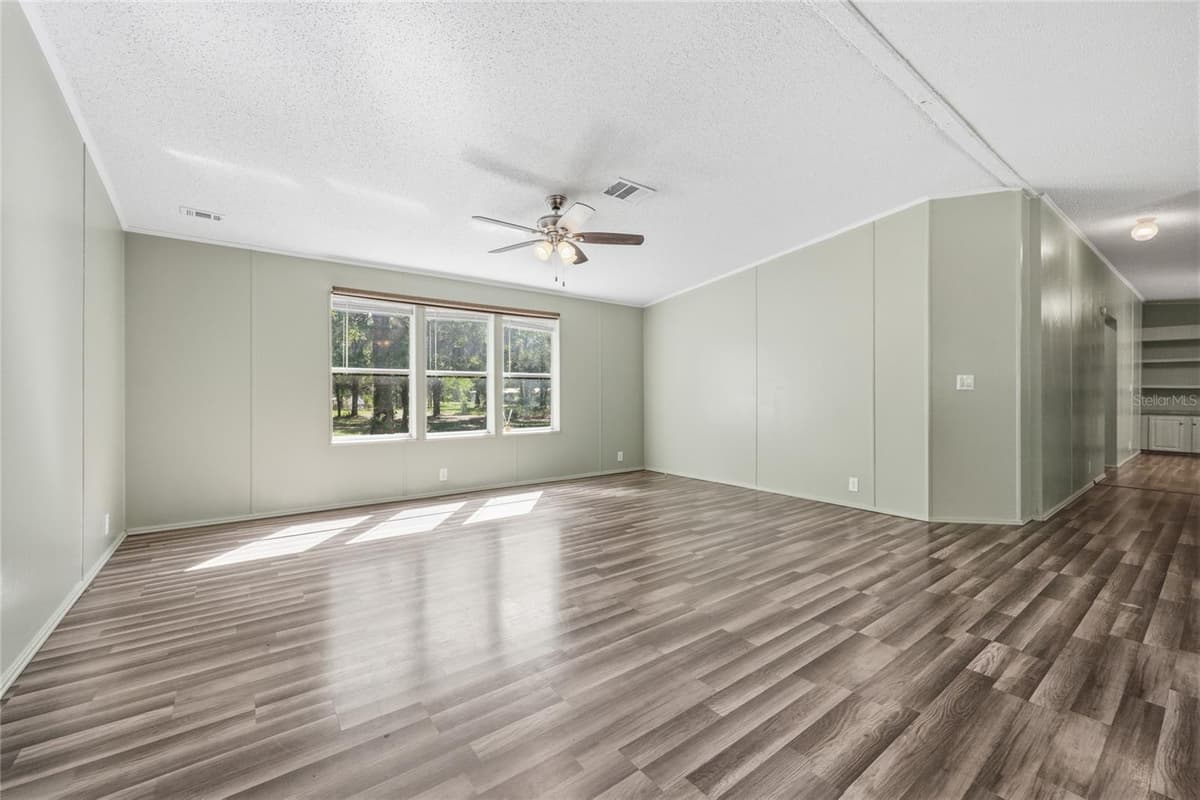 2876 COUNTY ROAD 245 — photo 15 of 57