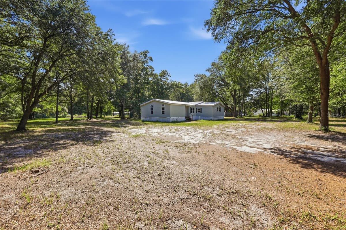 2876 COUNTY ROAD 245 — photo 9 of 57