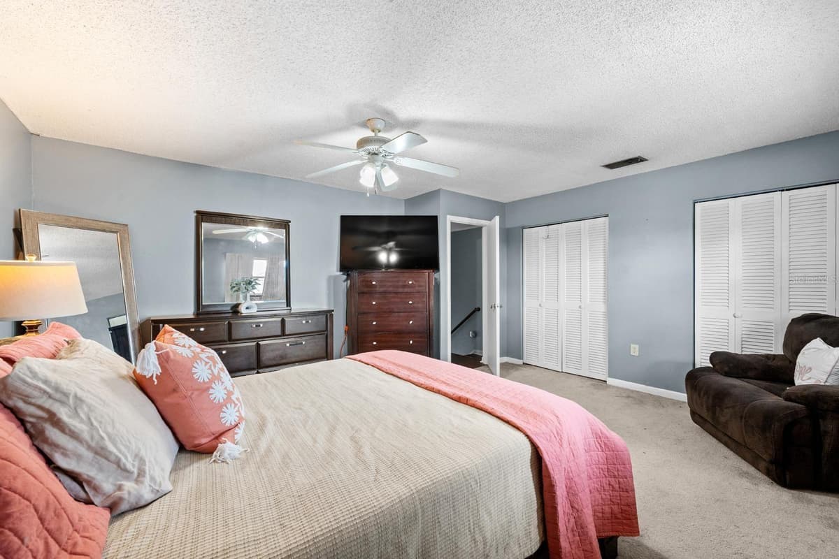 5220 BLANE DRIVE — photo 16 of 29