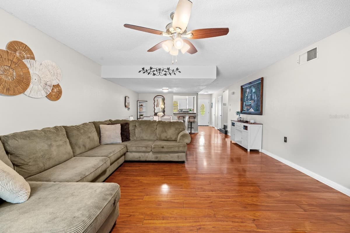 5220 BLANE DRIVE — photo 14 of 29