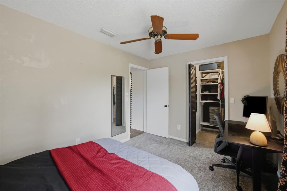 14713 LAKE FOREST DRIVE — photo 18 of 41