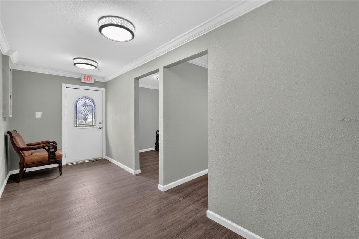 5425 111TH STREET — photo 11 of 32