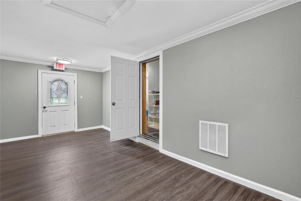 5425 111TH STREET — photo 18 of 32