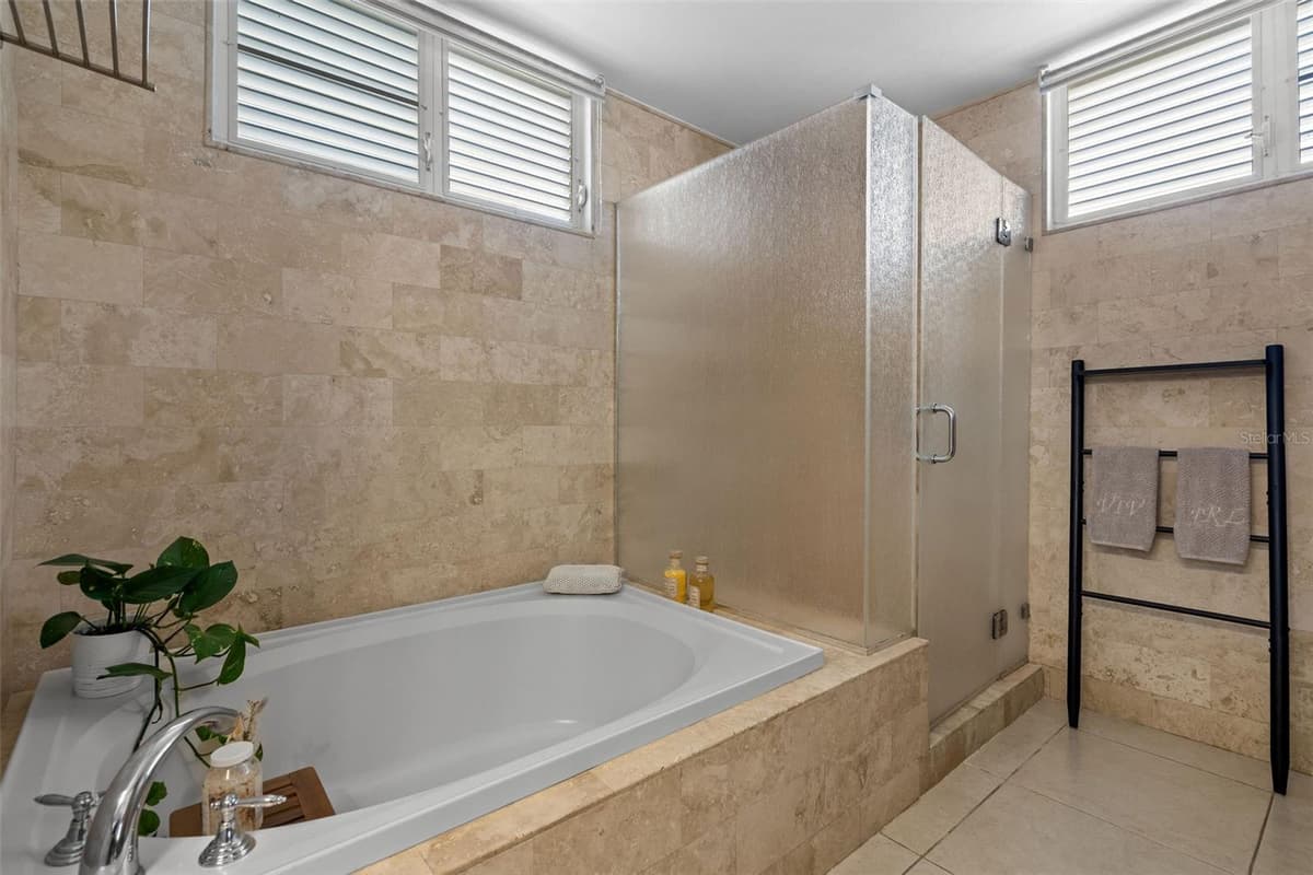 377 CORREDOR DE LA ARBOLEDA — photo 26 of 38