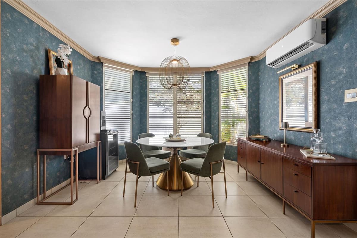 377 CORREDOR DE LA ARBOLEDA — photo 15 of 38