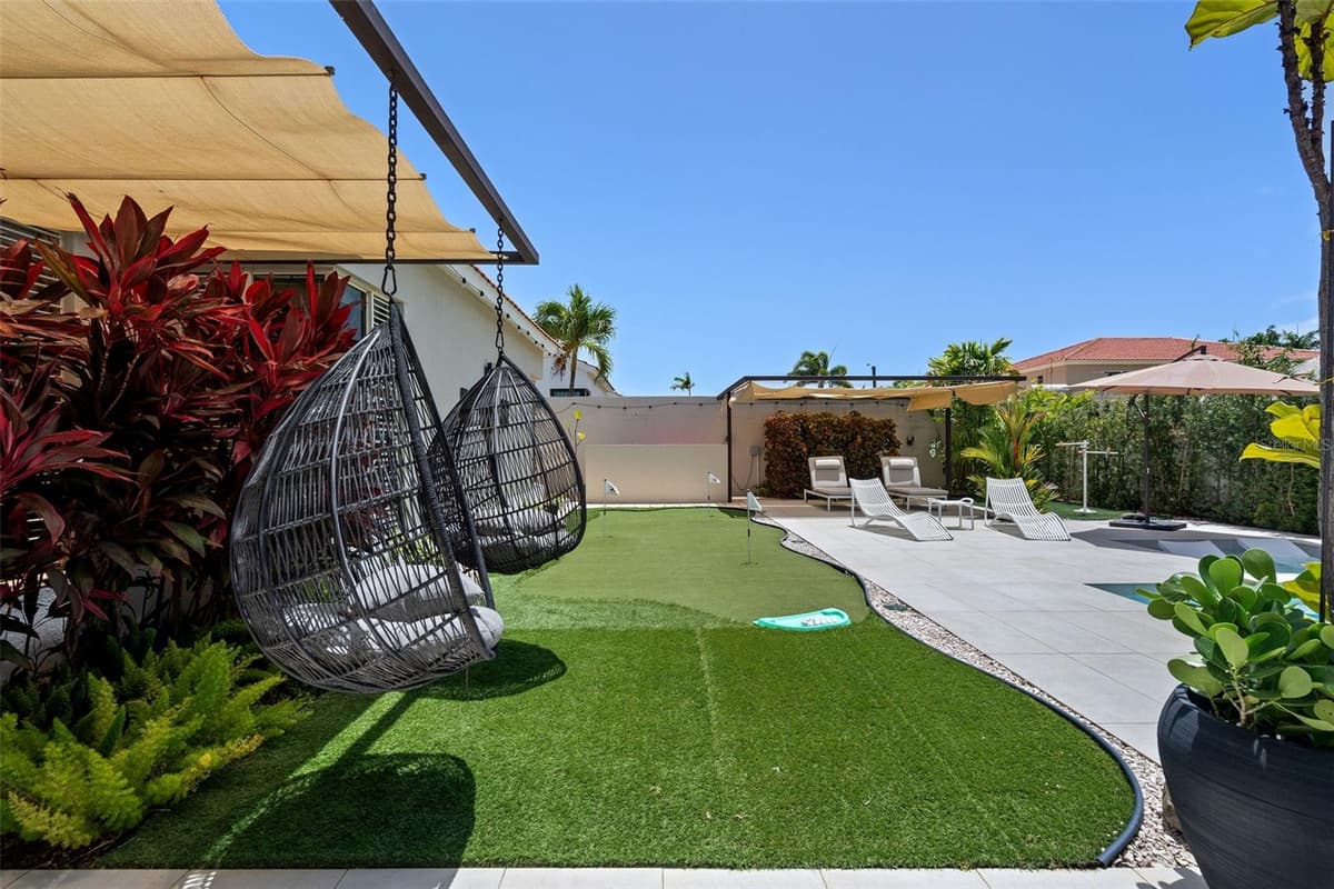 377 CORREDOR DE LA ARBOLEDA — photo 31 of 38