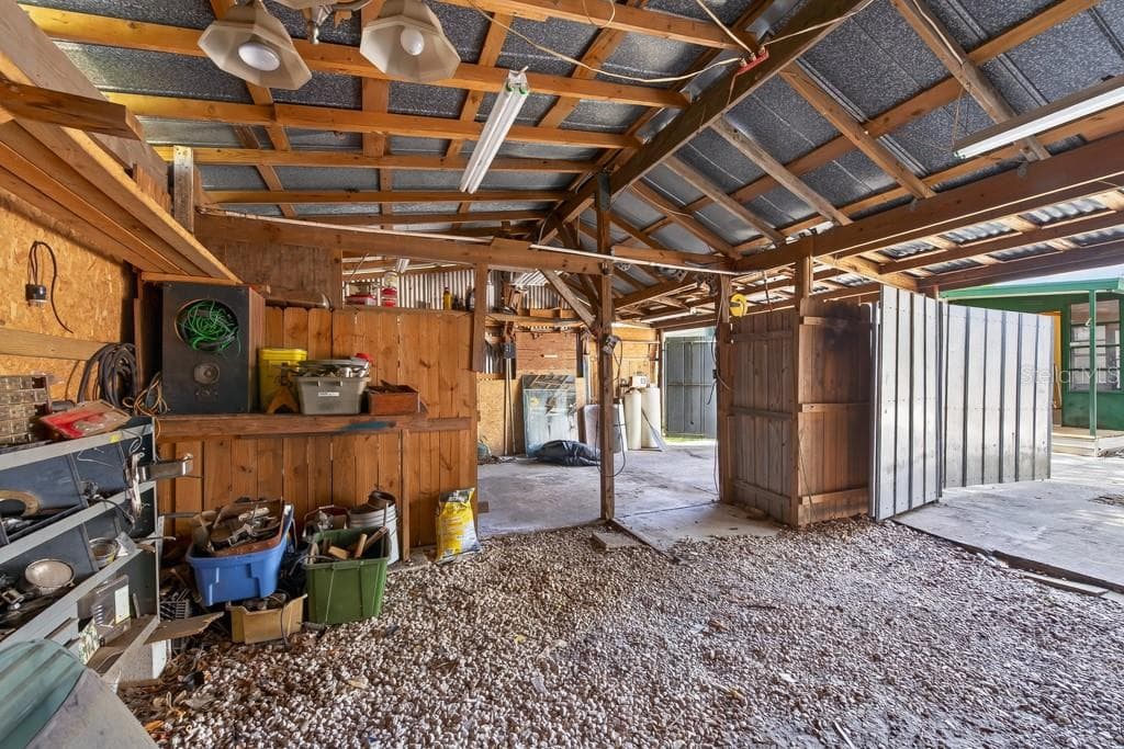 11711 TUCKER ROAD — photo 39 of 57