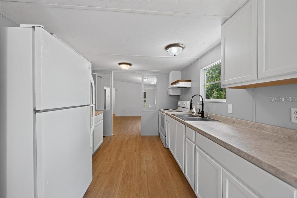 11711 TUCKER ROAD — photo 5 of 57