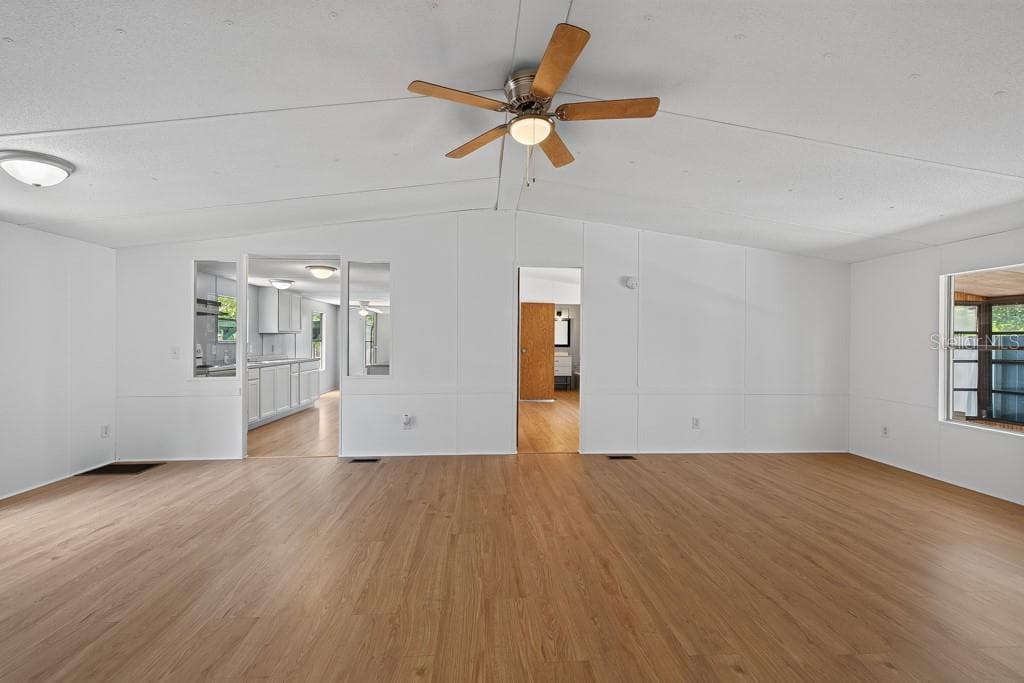 11711 TUCKER ROAD — photo 15 of 57