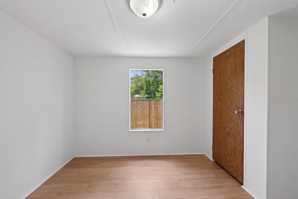 11711 TUCKER ROAD — photo 24 of 57