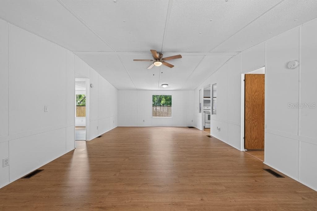 11711 TUCKER ROAD — photo 16 of 57