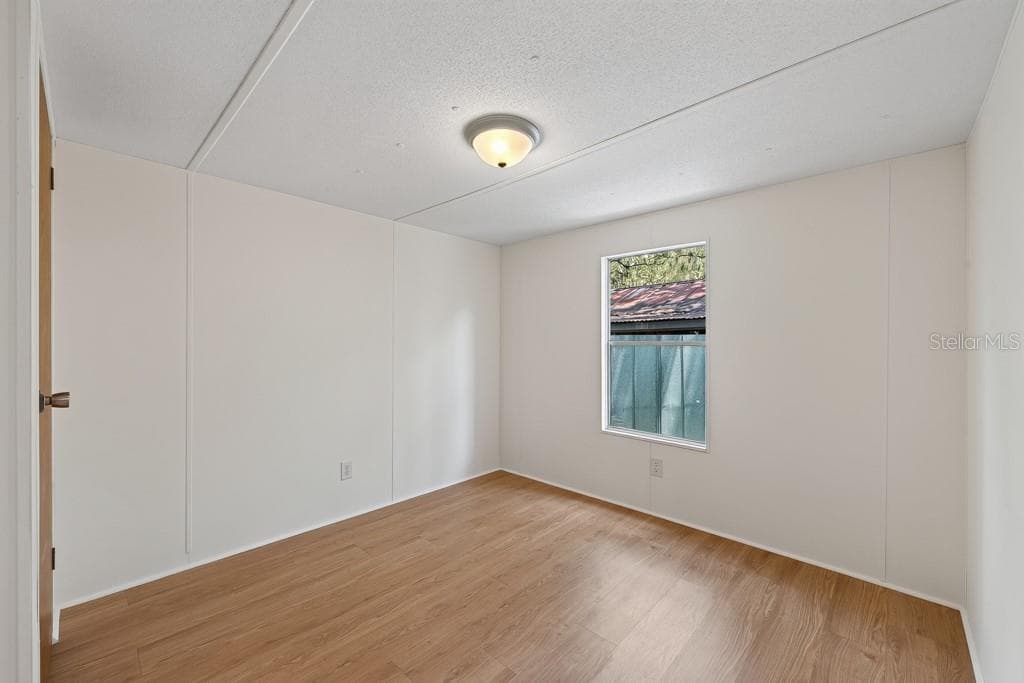 11711 TUCKER ROAD — photo 26 of 57