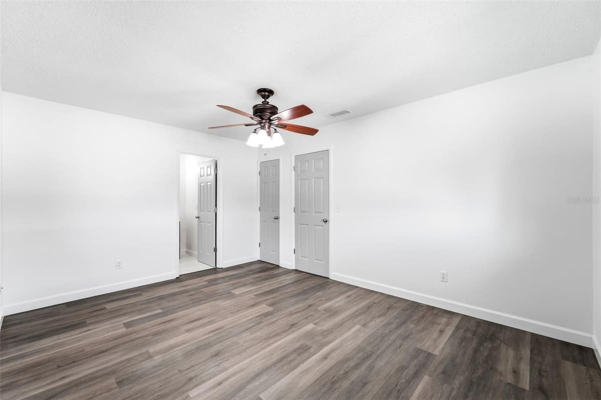 1360 OLD MILL DRIVE — photo 13 of 25
