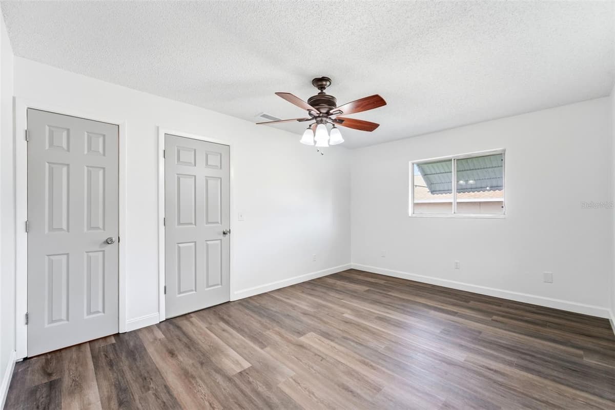 1360 OLD MILL DRIVE — photo 14 of 25