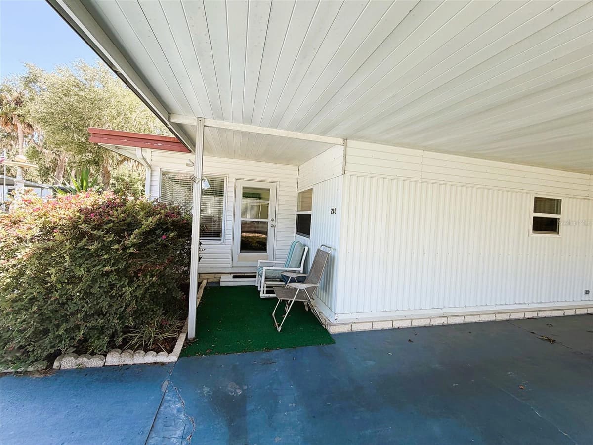 203 ASPEN CIRCLE — photo 4 of 41
