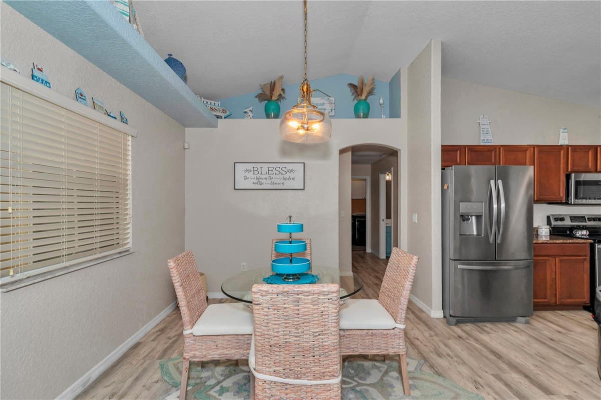 12439 48TH CIRCLE — photo 15 of 54