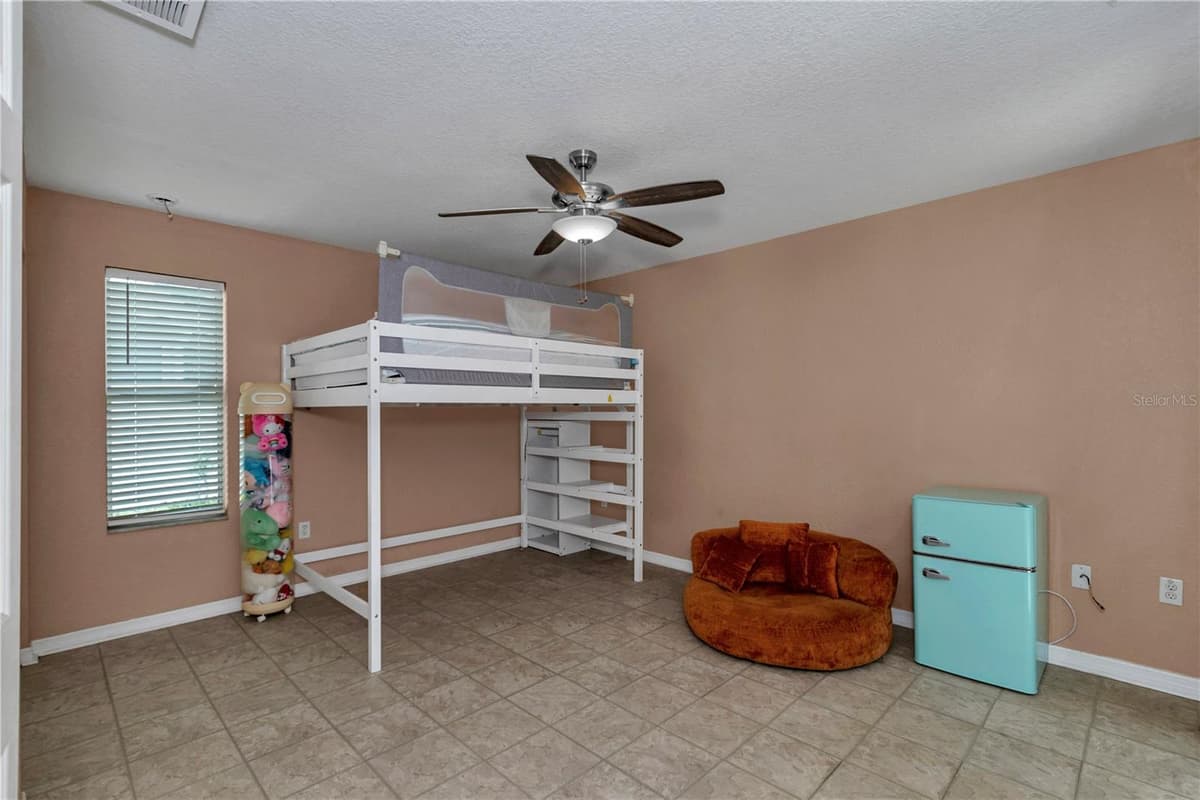 12439 48TH CIRCLE — photo 33 of 54