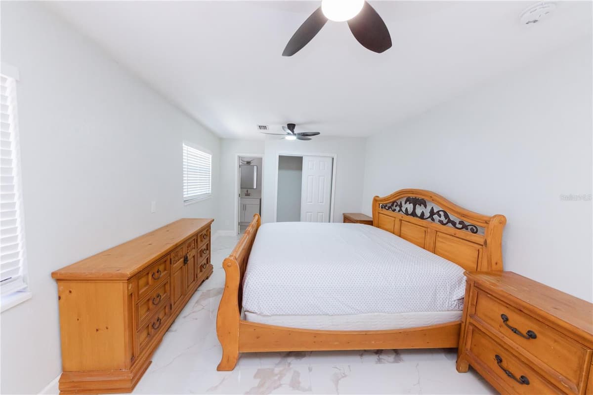 4946 DR MARTIN LUTHER KING JR STREET — photo 39 of 84