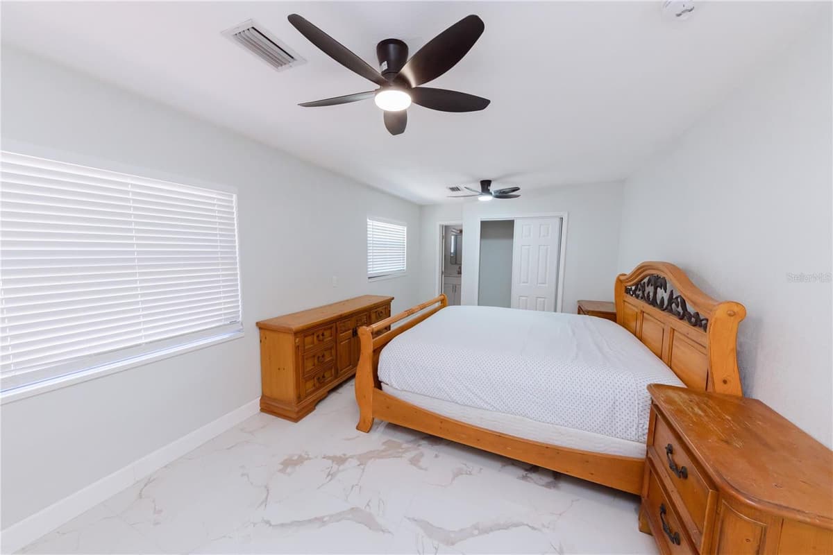 4946 DR MARTIN LUTHER KING JR STREET — photo 48 of 84