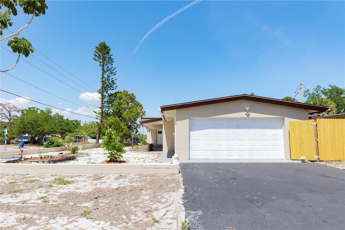 4946 DR MARTIN LUTHER KING JR STREET — photo 80 of 84