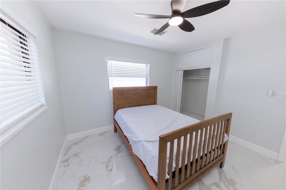 4946 DR MARTIN LUTHER KING JR STREET — photo 18 of 84