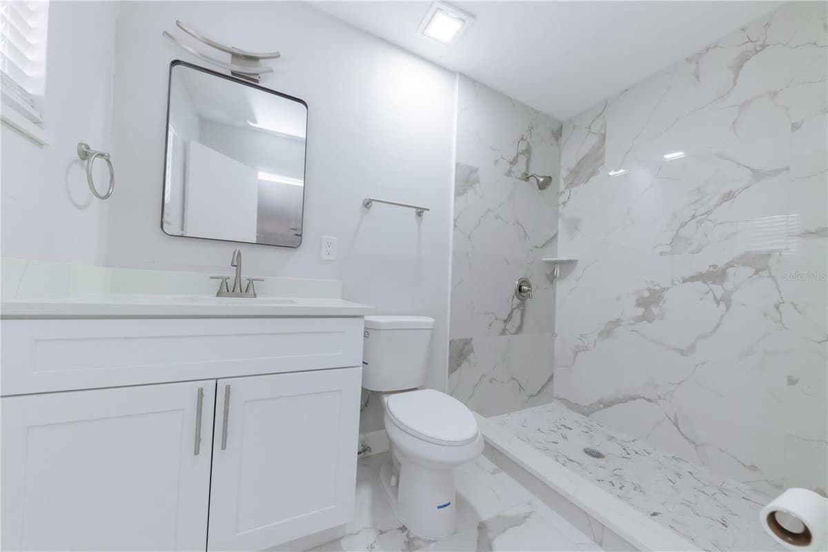 4946 DR MARTIN LUTHER KING JR STREET — photo 61 of 84