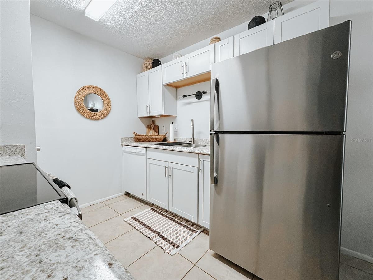 1600 BIG TREE ROAD — photo 4 of 25