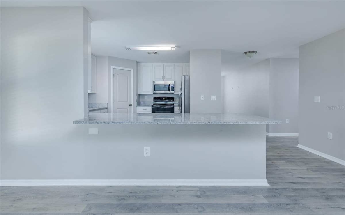 1916 12TH TERRACE — photo 7 of 29