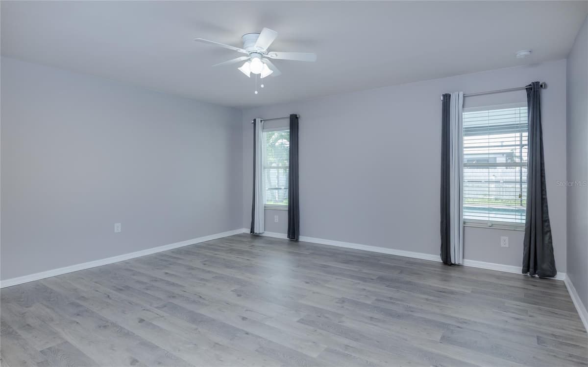1916 12TH TERRACE — photo 12 of 29