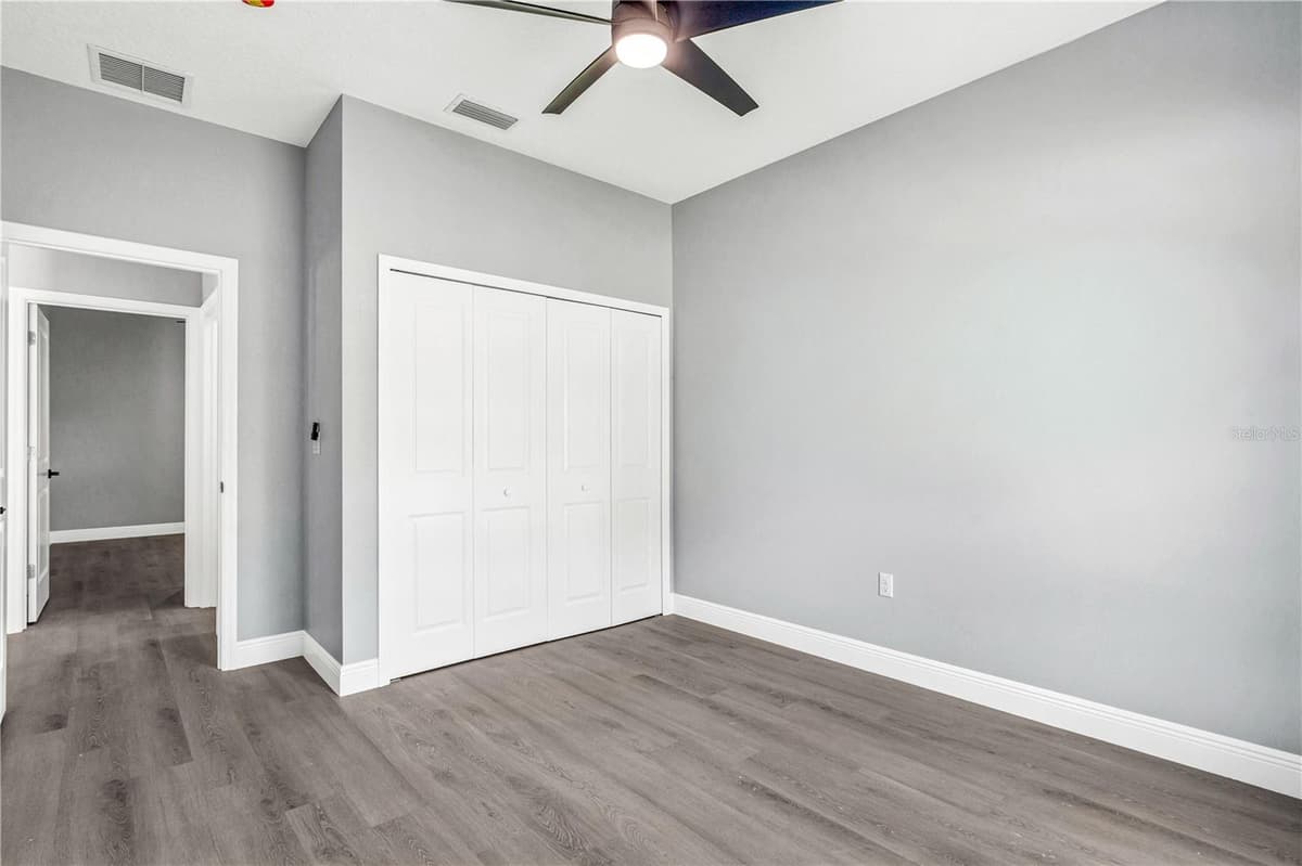 721 INDIANA STREET — photo 20 of 38
