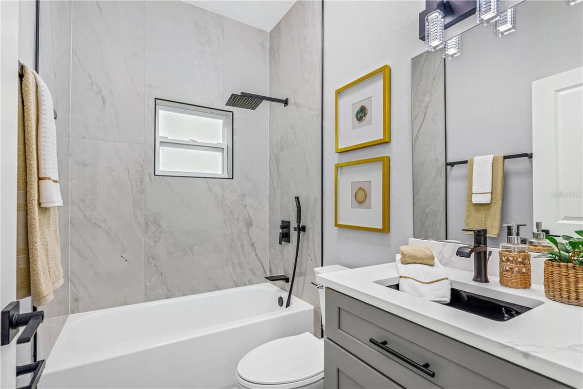 721 INDIANA STREET — photo 18 of 38