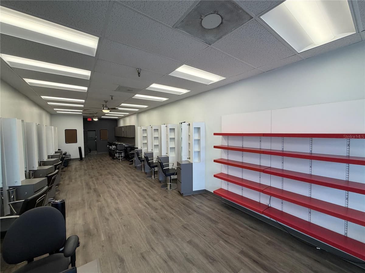 7004 WATERS AVENUE — photo 18 of 21