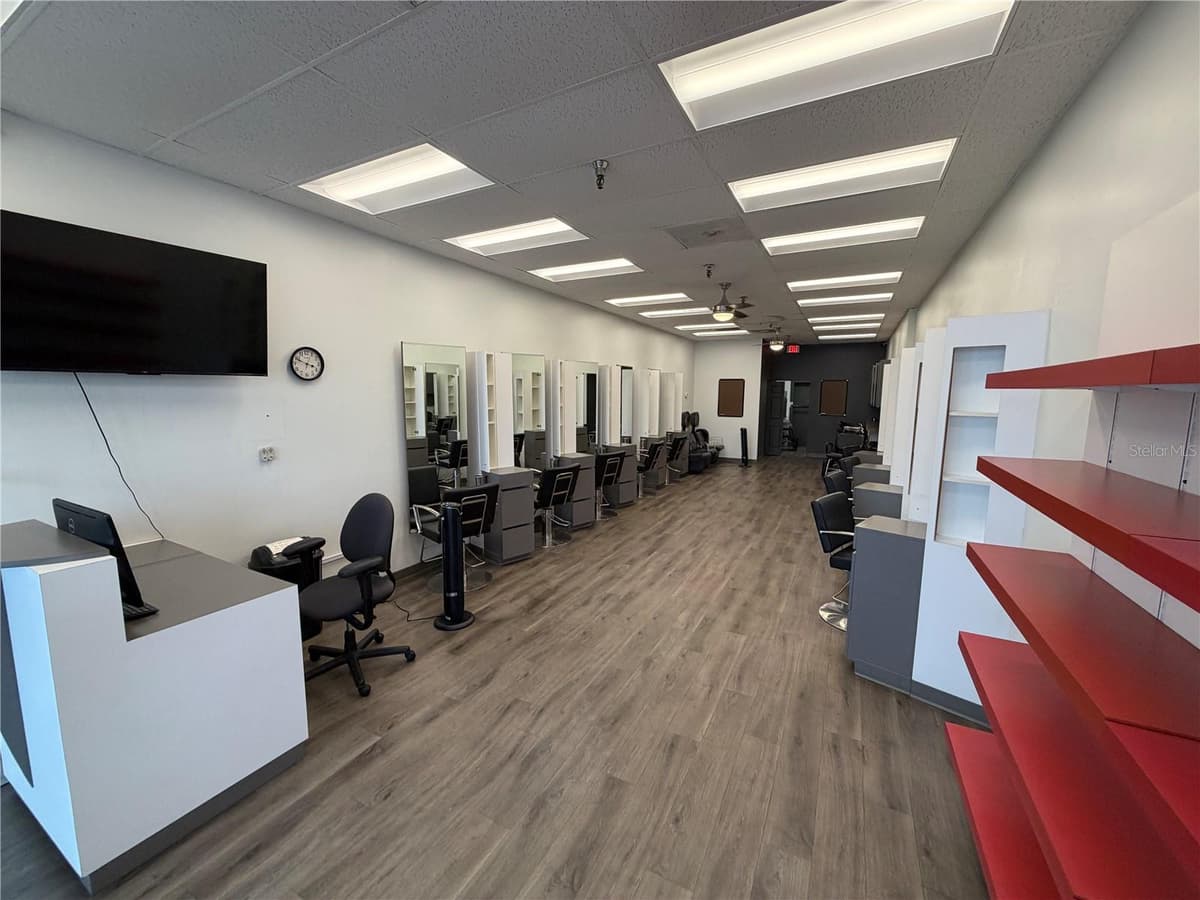 7004 WATERS AVENUE — photo 17 of 21
