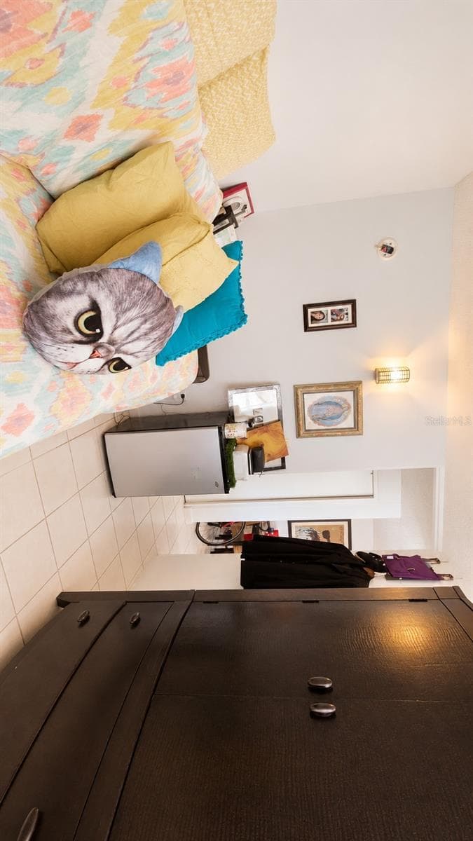17 REGINA MEDINA — photo 19 of 25