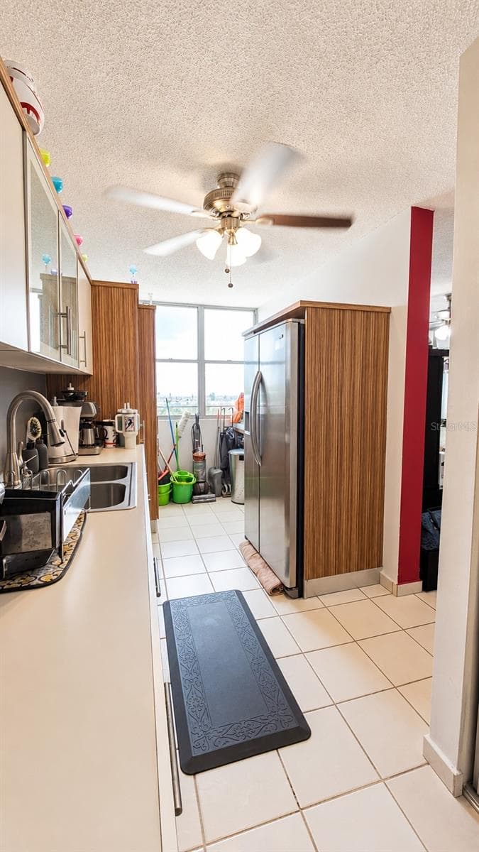 17 REGINA MEDINA — photo 13 of 25