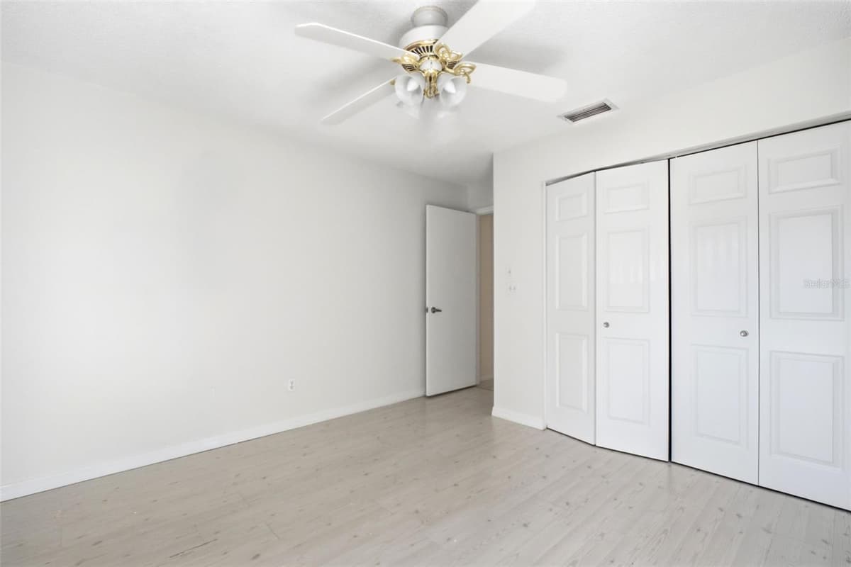1335 QUEEN ANNE DRIVE — photo 25 of 46