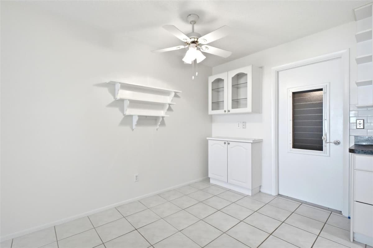 1335 QUEEN ANNE DRIVE — photo 17 of 46
