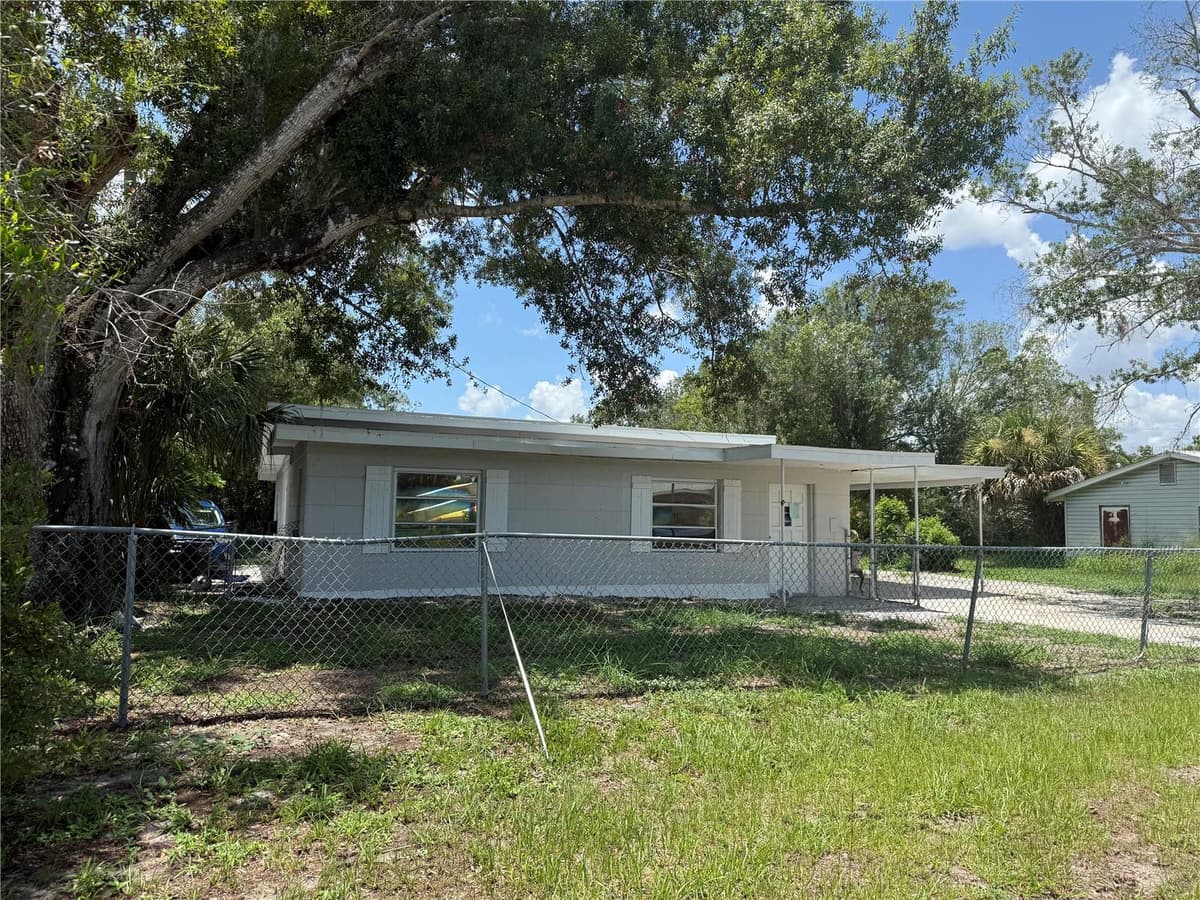 401 CITRUS AVENUE — photo 2 of 11