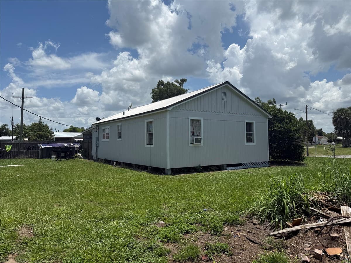 401 CITRUS AVENUE — photo 8 of 11