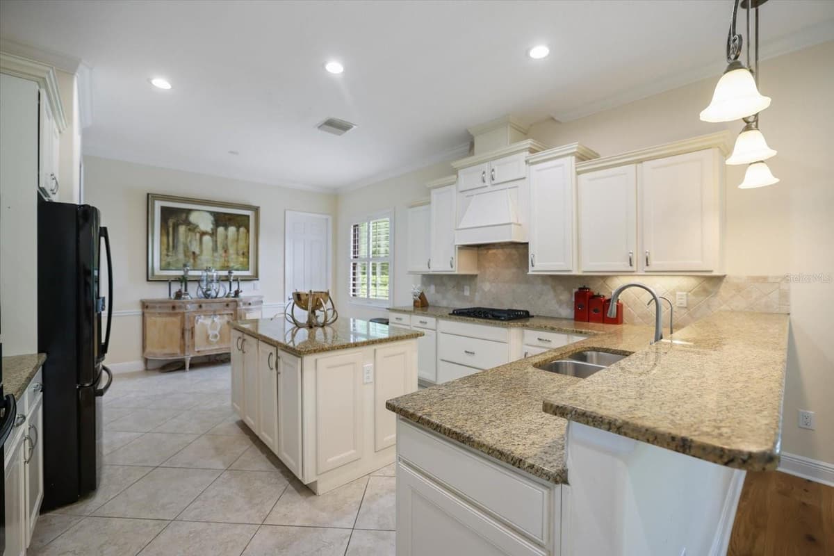 1711 KENILWORTH STREET — photo 17 of 54