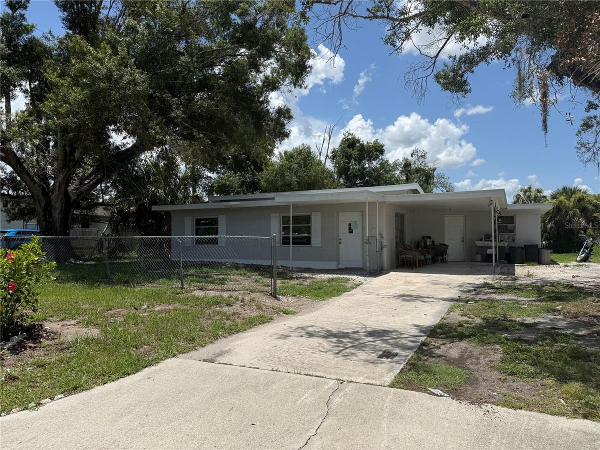 408 MAPLE STREET — photo 1 of 6